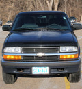 chevrolet s 10 2001 blue pickup truck ls ext 4x4 gasoline 6 cylinders 4 wheel drive automatic 55318