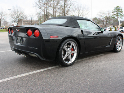 chevrolet corvette 2005 black gasoline 8 cylinders rear wheel drive automatic 27616