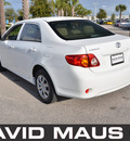 toyota corolla 2009 white sedan le gasoline 4 cylinders front wheel drive automatic 32771