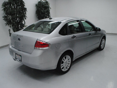 ford focus 2010 silver sedan sel gasoline 4 cylinders front wheel drive automatic 91731