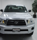 toyota tacoma 2006 silver gasoline 4 cylinders 4 wheel drive 5 speed manual 91731