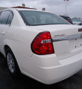 chevrolet malibu 2007 white sedan ls gasoline 4 cylinders front wheel drive automatic 60007