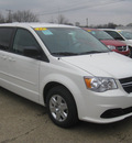 dodge grand caravan 2012 white van se flex fuel 6 cylinders front wheel drive 6 speed automatic 62863