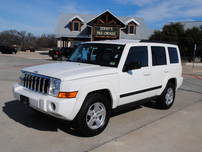 jeep commander 2008 white suv gasoline 6 cylinders 2 wheel drive automatic 76087