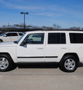 jeep commander 2008 white suv gasoline 6 cylinders 2 wheel drive automatic 76087