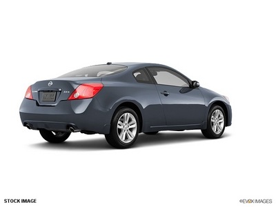 nissan altima 2011 coupe 2 5 s gasoline 4 cylinders front wheel drive cont  variable trans  98632