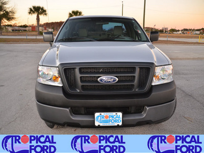 ford f 150 2005 silver pickup truck xl gasoline 6 cylinders rear wheel drive automatic 32837