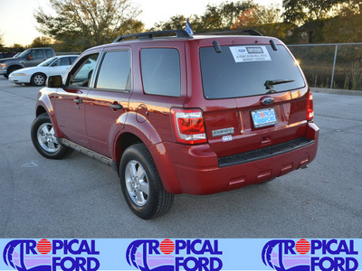 ford escape 2010 red suv xlt gasoline 4 cylinders front wheel drive automatic 32837
