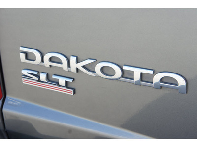 dodge dakota 2007 gray pickup truck slt flex fuel 8 cylinders rear wheel drive automatic 77388