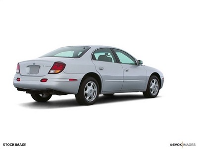 oldsmobile aurora 2001 sedan 4 0 gasoline 8 cylinders front wheel drive not specified 28805