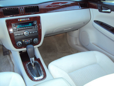 chevrolet impala 2010 blue sedan ls flex fuel 6 cylinders front wheel drive automatic 32901