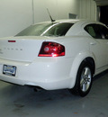 dodge avenger 2011 white sedan mainstreet gasoline 4 cylinders front wheel drive shiftable automatic 61832