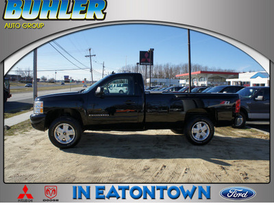 chevrolet silverado 1500 2008 black pickup truck lt1 z71 flex fuel 8 cylinders 4 wheel drive automatic 07724