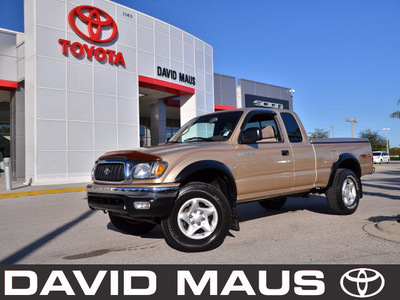toyota tacoma 2001 gold sr5 trd 4x4 gasoline 6 cylinders dohc 4 wheel drive automatic 32771