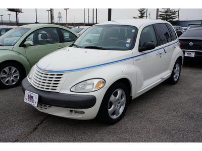 chrysler pt cruiser 2002 white wagon touring edition gasoline 4 cylinders front wheel drive automatic 47130