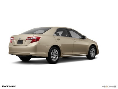 toyota camry 2012 tan le gasoline 4 cylinders front wheel drive automatic 55448