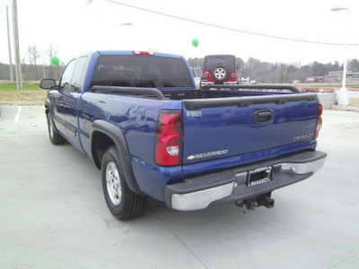 chevrolet silverado 1500 2004 blue pickup truck lt gasoline 8 cylinders rear wheel drive automatic 75503