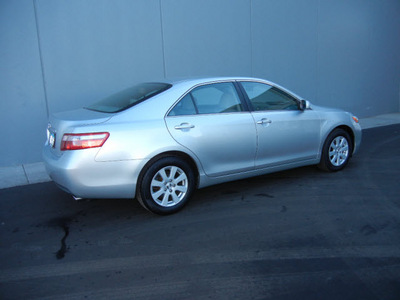 toyota camry 2007 silver sedan xle gasoline 6 cylinders front wheel drive automatic 55448