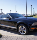 ford mustang 2006 black coupe v6 premium gasoline 6 cylinders rear wheel drive automatic with overdrive 76018