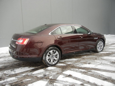 ford taurus 2011 maroon sedan limited gasoline 6 cylinders front wheel drive automatic 55448