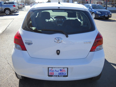 toyota yaris 2010 white gasoline 4 cylinders front wheel drive automatic 79925