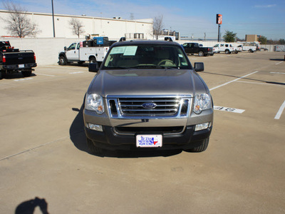 ford explorer sport trac 2008 lt  gray suv xlt gasoline 6 cylinders 2 wheel drive automatic with overdrive 76108