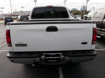 ford f 250 super duty 2007 oxford white clearc lariat diesel 8 cylinders 4 wheel drive automatic with overdrive 32401