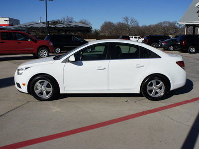 chevrolet cruze 2011 white sedan lt gasoline 4 cylinders front wheel drive automatic 76087