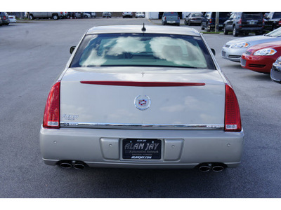 cadillac dts 2008 gold sedan luxury i gasoline 8 cylinders front wheel drive automatic 33870