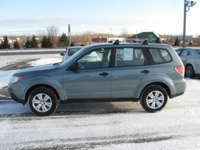 subaru forester 2009 lt  green suv 2 5 x gasoline 4 cylinders all whee drive 5 speed manual 55811