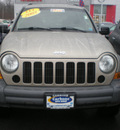 jeep liberty 2005 gold suv sport gasoline 6 cylinders 4 wheel drive automatic 13502
