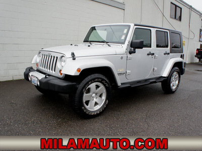 jeep wrangler unlimited 2008 silver suv sahara gasoline 6 cylinders 4 wheel drive 6 speed manual 98371