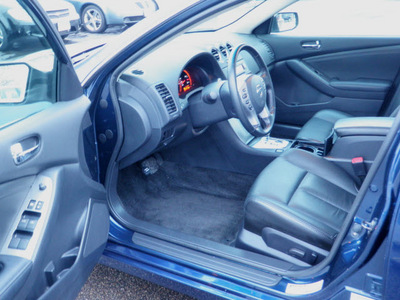 nissan altima 2009 dk  blue sedan 2 5 sl gasoline 4 cylinders front wheel drive automatic 55124