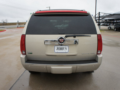 cadillac escalade 2011 gold suv flex fuel 8 cylinders all whee drive automatic 76087