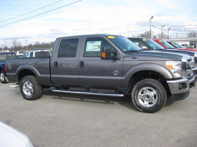 ford f 250 super duty 2012 gray xlt biodiesel 8 cylinders 4 wheel drive 6 speed automatic 62863