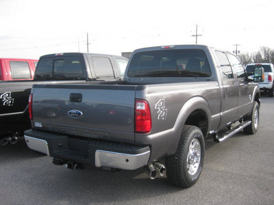 ford f 250 super duty 2012 gray xlt biodiesel 8 cylinders 4 wheel drive 6 speed automatic 62863