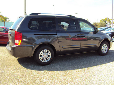 kia sedona 2012 dk  gray van lx gasoline 6 cylinders front wheel drive automatic 32901