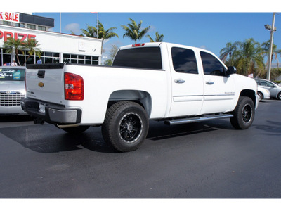 chevrolet silverado 1500 2011 white lt flex fuel 8 cylinders 2 wheel drive automatic 33177