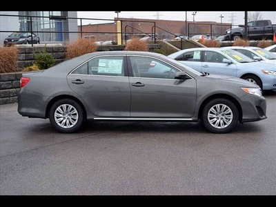 toyota camry 2012 green sedan 2012 toyota camry le a6 4dr sdn not specified front wheel drive 6 speed automatic 46219