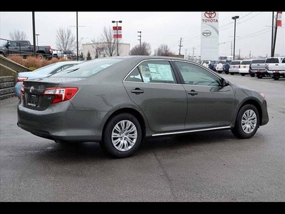 toyota camry 2012 green sedan 2012 toyota camry le a6 4dr sdn not specified front wheel drive 6 speed automatic 46219