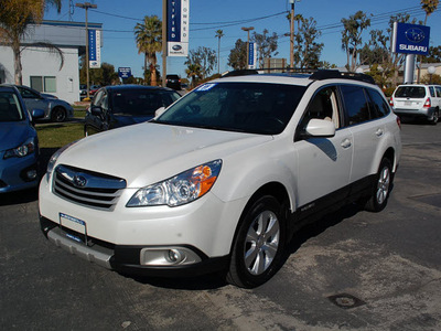 subaru outback 2011 white wagon 3 6r limited gasoline 6 cylinders all whee drive automatic 94063