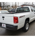 dodge dakota 2008 white gasoline 6 cylinders 4 wheel drive automatic 47130