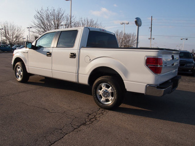 ford f 150 2011 white xlt flex fuel 8 cylinders 2 wheel drive automatic 46168