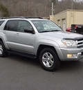 toyota 4runner 2004 gray suv sr5 gasoline 6 cylinders 4 wheel drive automatic 06019