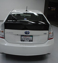 toyota prius 2011 blizzard pearl hatchback iii hybrid 4 cylinders front wheel drive automatic 91731