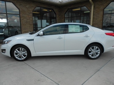 kia optima 2012 white sedan ex gasoline 4 cylinders front wheel drive 6 speed automatic 43228