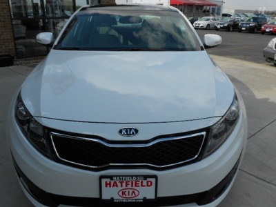 kia optima 2012 white sedan ex gasoline 4 cylinders front wheel drive 6 speed automatic 43228