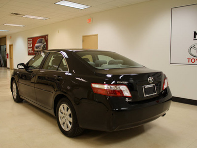 toyota camry hybrid 2009 black sedan camry hybrid 4 cylinders front wheel drive automatic 27707