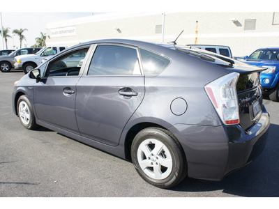 toyota prius 2011 gray hybrid 4 cylinders front wheel drive automatic 91761