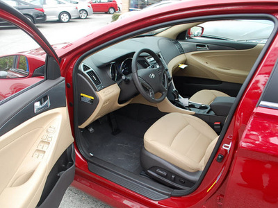 hyundai sonata hybrid 2012 venetian red sedan hybrid 4 cylinders front wheel drive automatic 94010